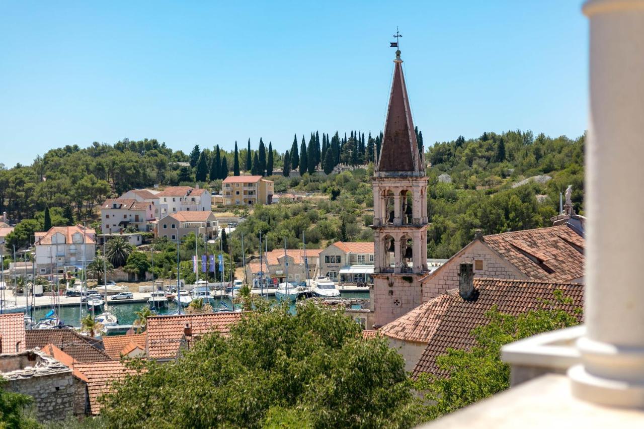 Villa Vicina Heritage Villa For 9,Milna - Close To Restaurants And Shops מראה חיצוני תמונה