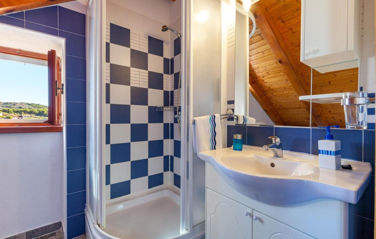 Villa Vicina Heritage Villa For 9,Milna - Close To Restaurants And Shops מראה חיצוני תמונה